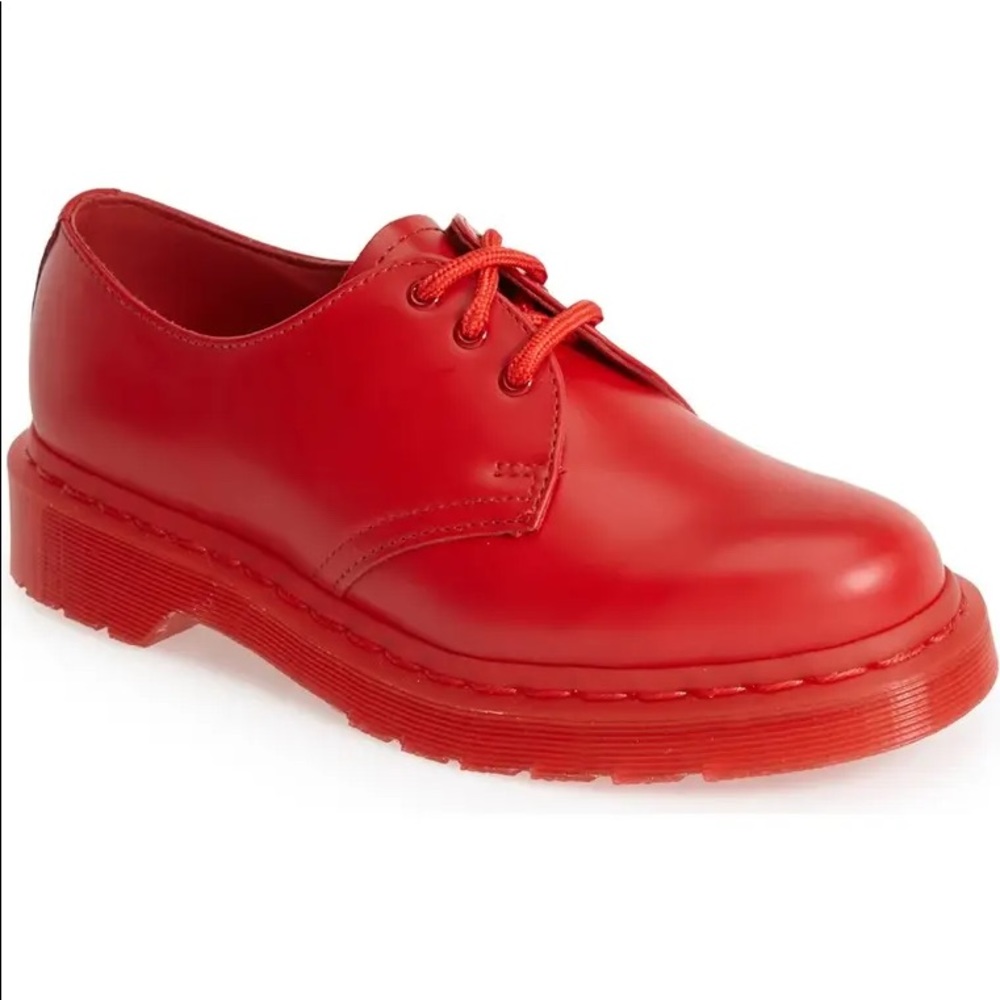ISO - Dr Martens Red Mono